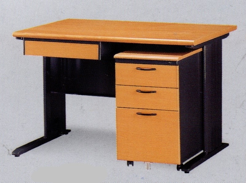 優格120辦公桌